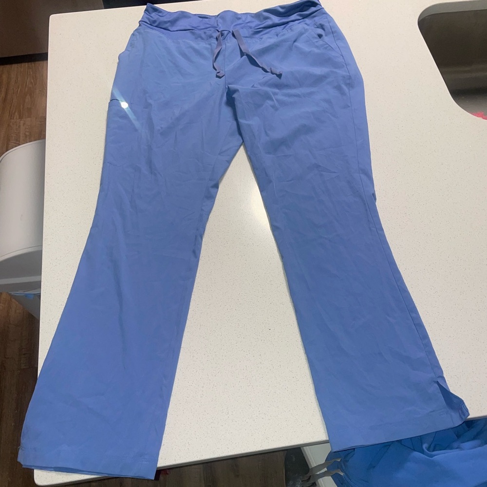 barco one scrub pants